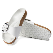 Load image into Gallery viewer, Madrid White BB Sandal
