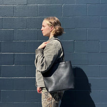 Load image into Gallery viewer, Leather Everyday Tote