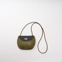 Load image into Gallery viewer, Navy and Basil Owl Bag
