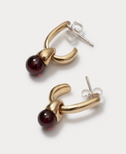 Load image into Gallery viewer, Roda Garnet Earrings
