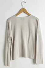 Load image into Gallery viewer, V Neck Pullover
