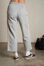 Load image into Gallery viewer, Claud Track Pant - Heather Grey
