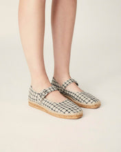 Load image into Gallery viewer, Miru Shoes Black Check
