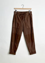 Load image into Gallery viewer, Stretch Poplin Utility Pant
