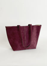 Load image into Gallery viewer, Tote PM - Prune