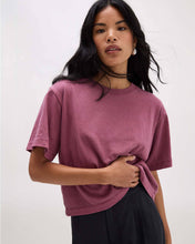 Load image into Gallery viewer, Relaxed Crop Tee - Burgundy
