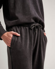 Load image into Gallery viewer, Rec Classic Sweatpant
