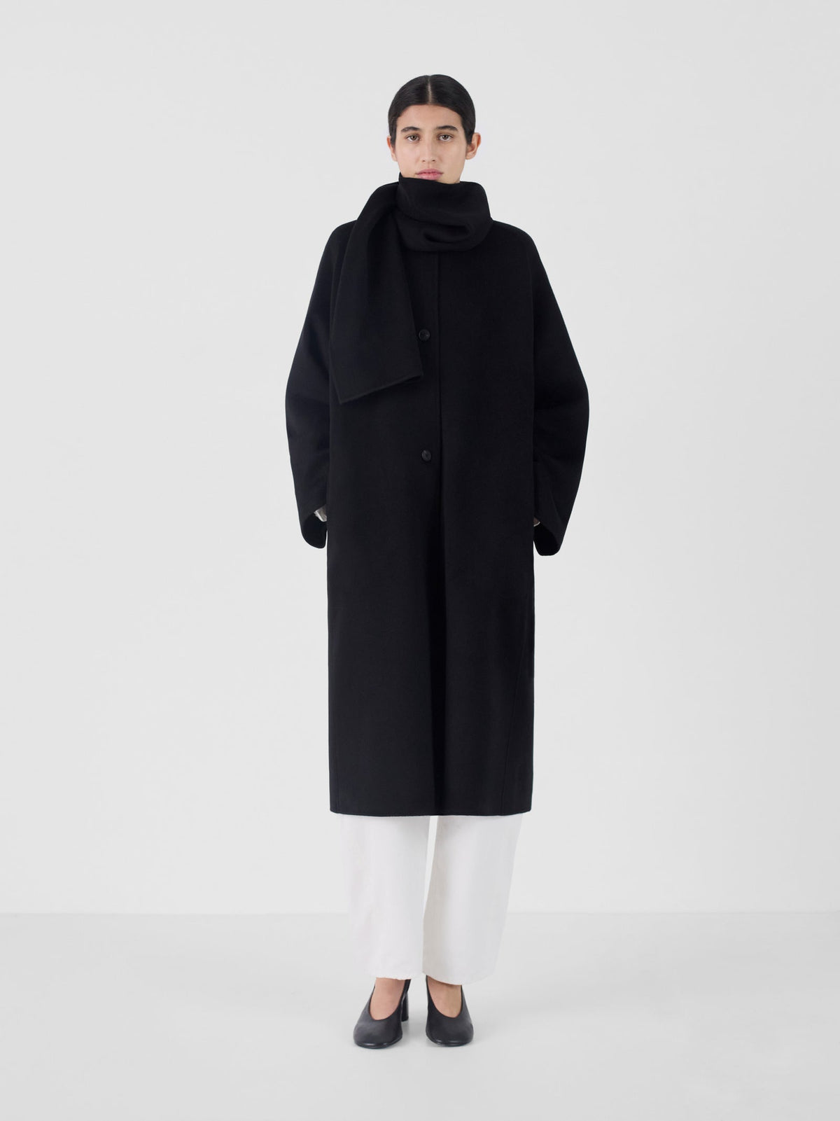 Uma Long Coat Black