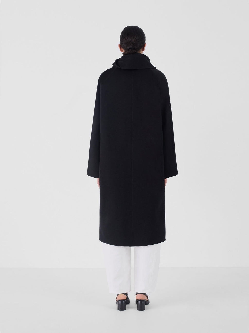 Uma Long Coat Black