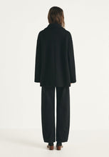 Load image into Gallery viewer, Severin Double Breasted Coat- Noir
