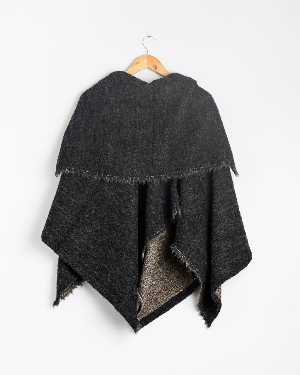 Alpaca Short Poncho DK Grey
