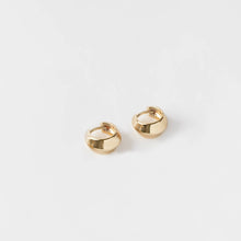 Load image into Gallery viewer, Small Bodie Earrings in Gold
