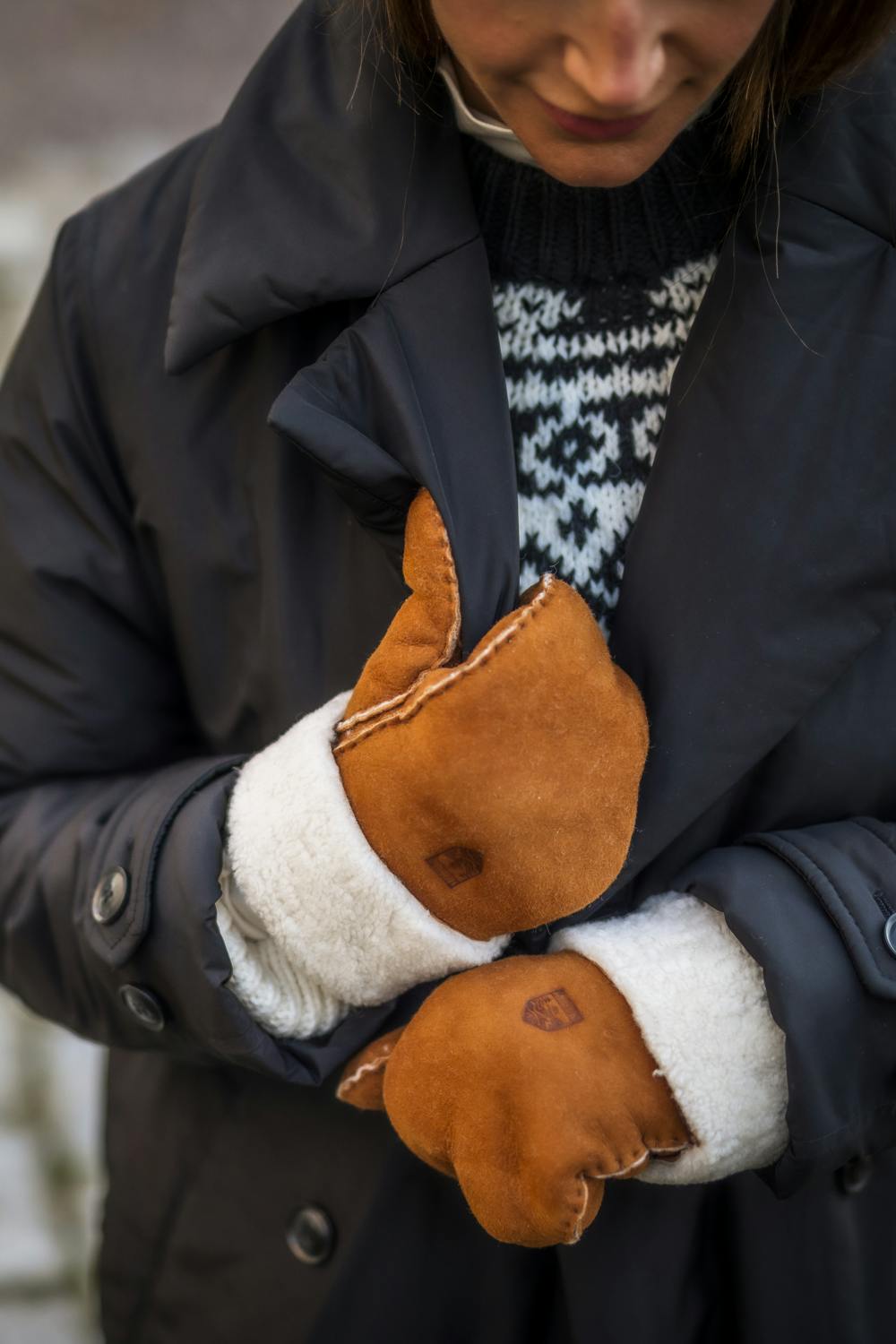 Sheepskin Mitt