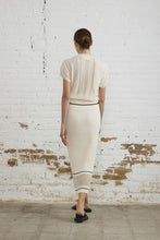 Load image into Gallery viewer, Drop Sleeve Knit Top

