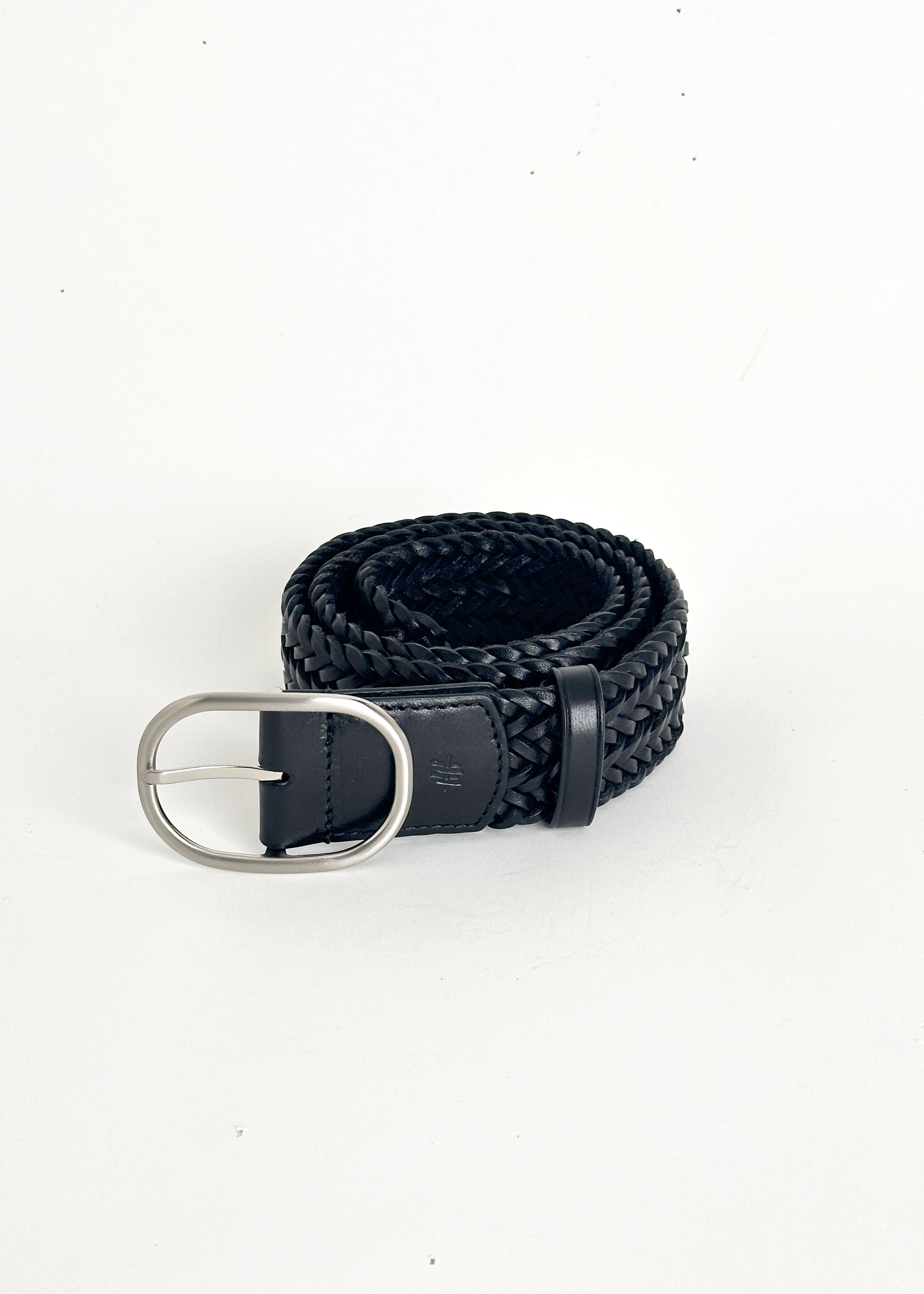 6040 Oval Buckle Belt