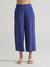 Load image into Gallery viewer, Crop Wide Leg - Admiralty
