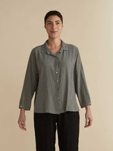 Load image into Gallery viewer, Hi-Low Crop Shirt Mini Check - Moonbeam
