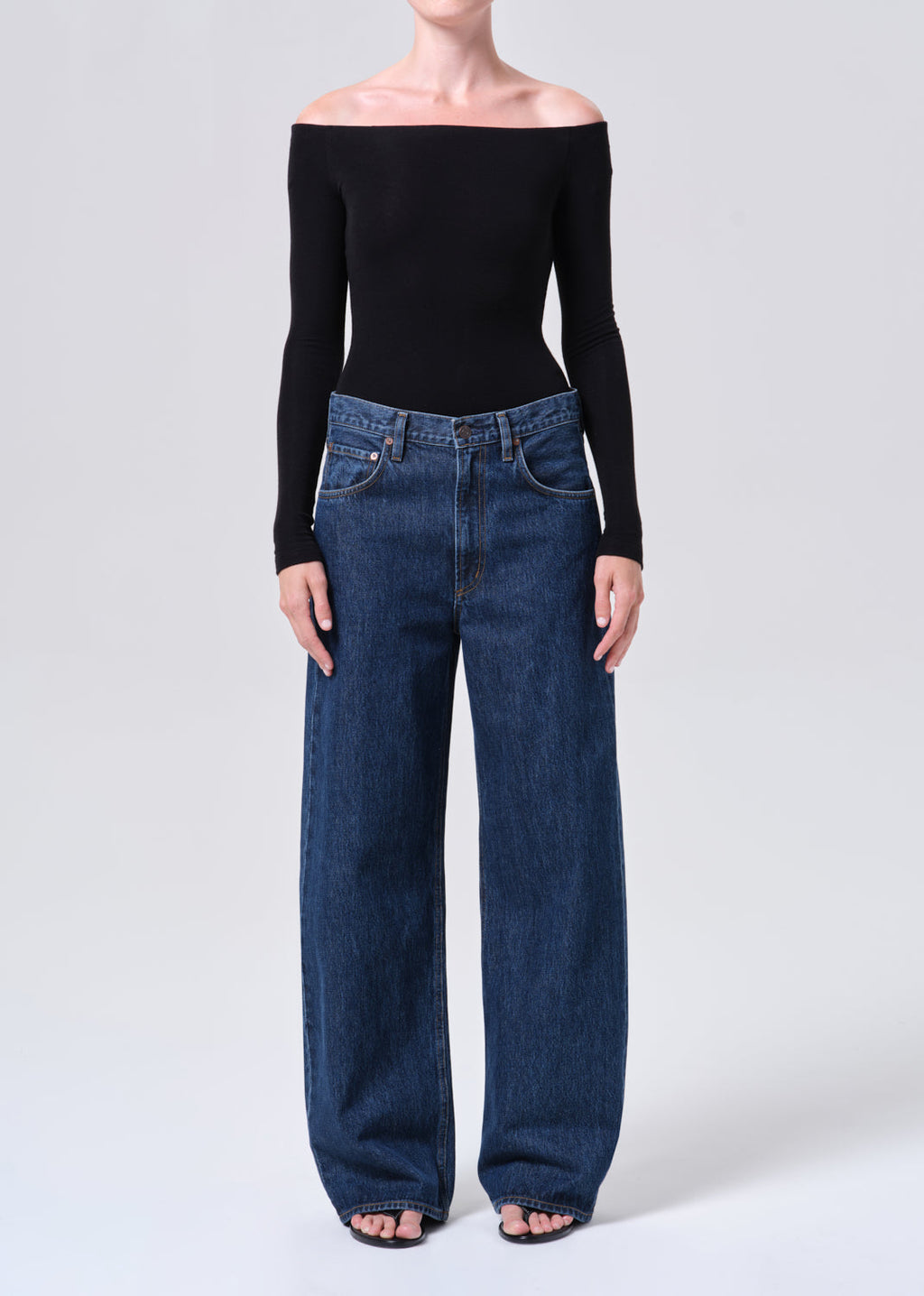 Low Curve Jean Crop Pendulum