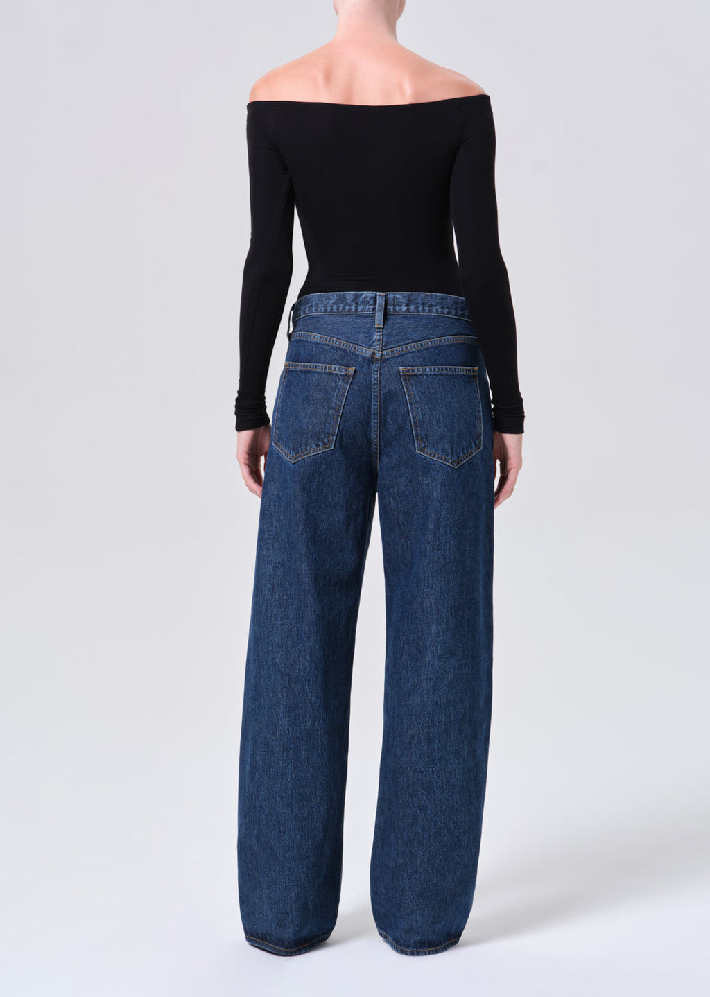 Low Curve Jean Crop Pendulum