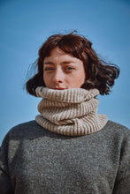 Load image into Gallery viewer, Amandine Scarf
