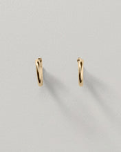 Load image into Gallery viewer, Extra Large Wide Oblique Hoops 24MM
