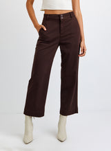 Load image into Gallery viewer, Saige Wide Leg Crop Pant
