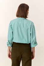 Load image into Gallery viewer, Callie Striped Crisp Shirt
