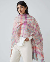 Load image into Gallery viewer, Scarf N°756 - Azalea
