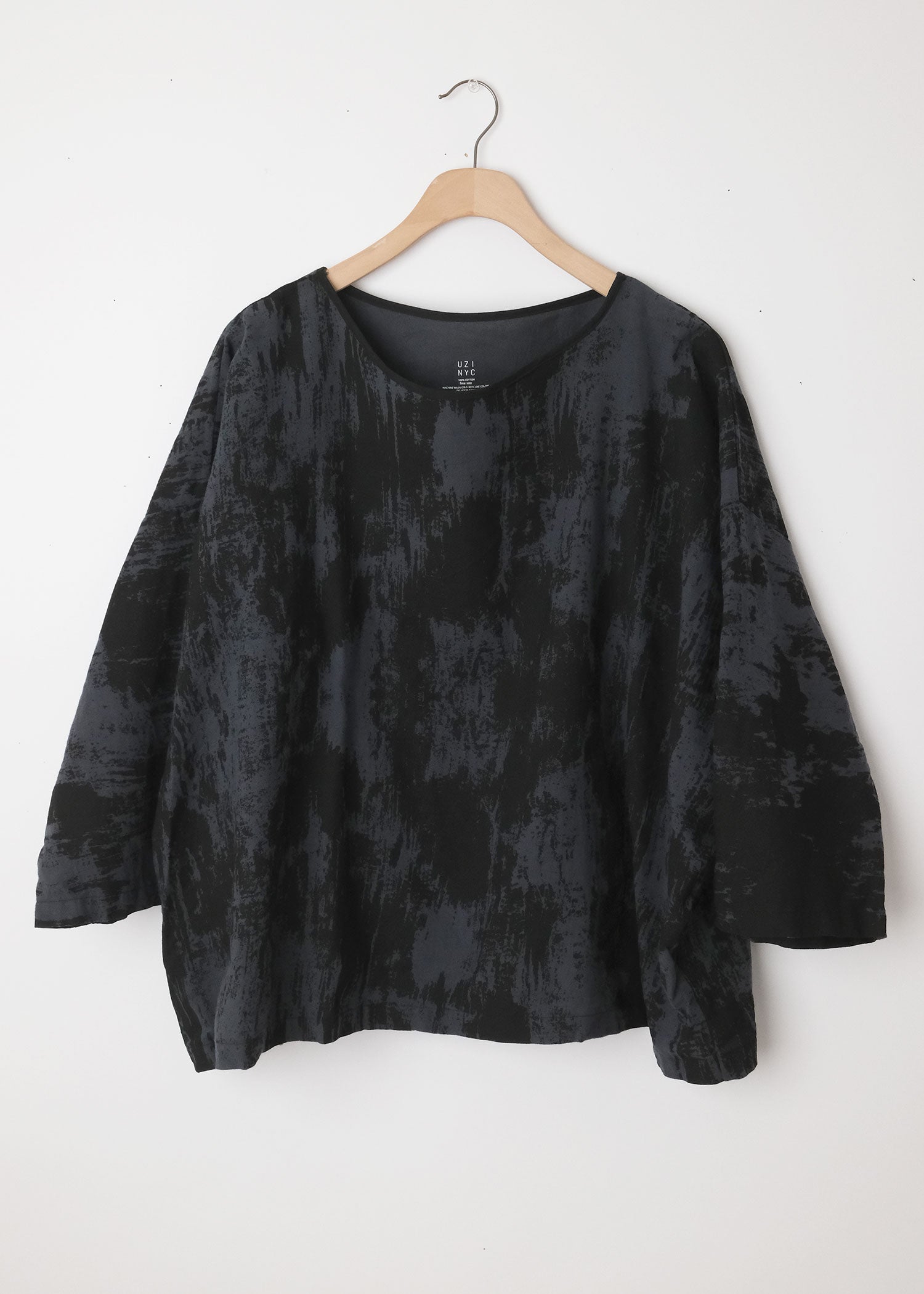 Batwing Charcoal