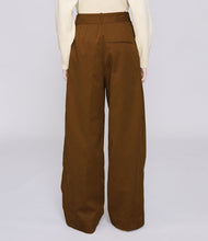Load image into Gallery viewer, Veronica Pants Camel
