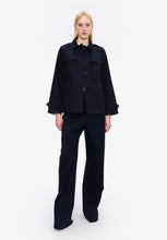 Load image into Gallery viewer, Ceintree Jacket
