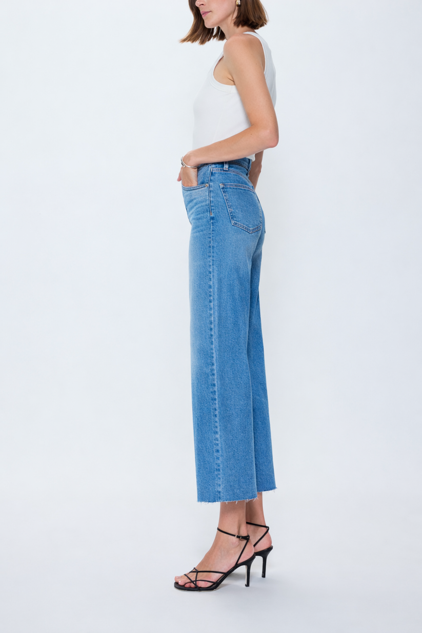 Lana Crop Wide Leg