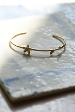 Load image into Gallery viewer, Daisy Brass Cuff
