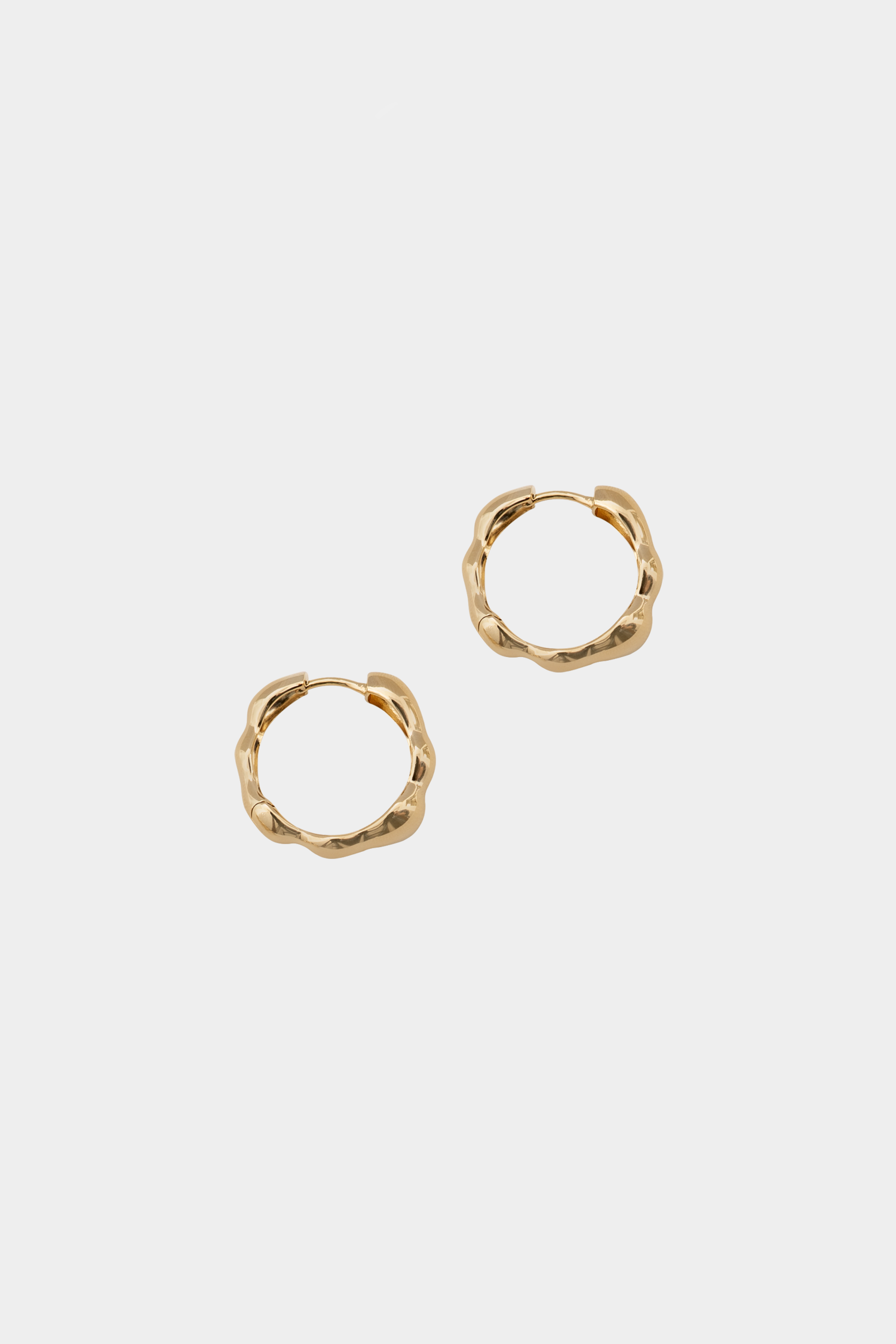 Lara Hoops Medium Gold