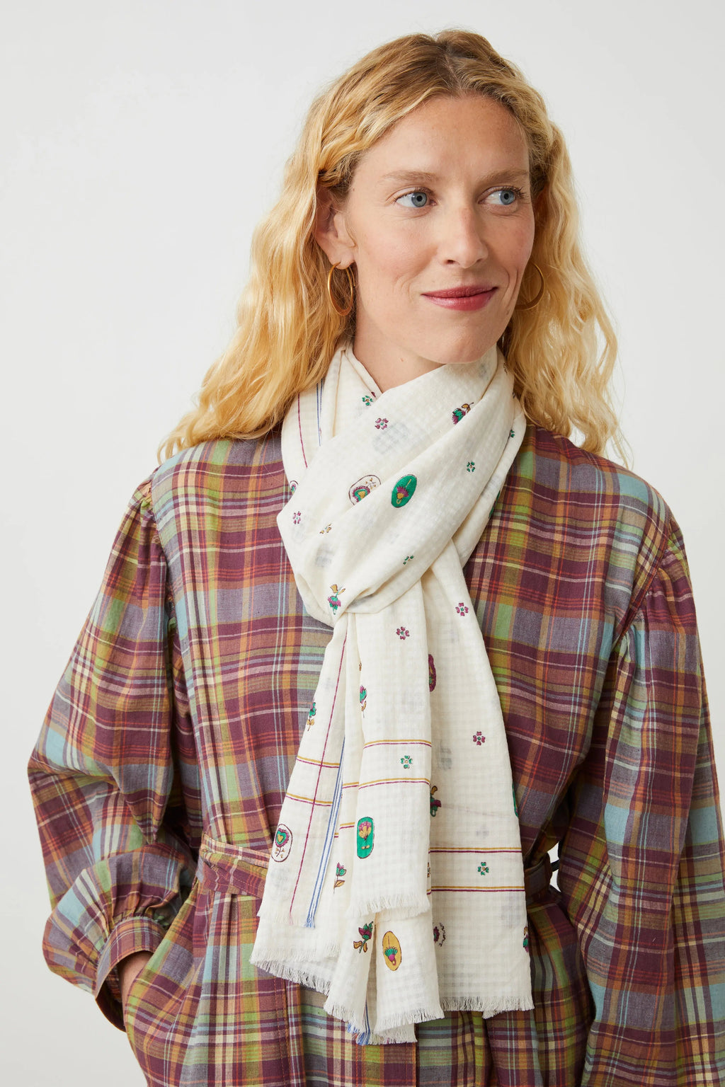 Scarf Bijou N°824 Letter