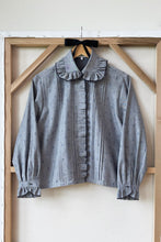 Load image into Gallery viewer, French Shirt - Ash &amp; Indigo Dot

