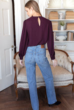 Load image into Gallery viewer, Gathered Neckline Top - Winetasting
