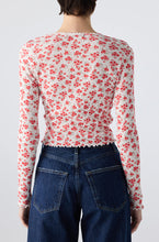 Load image into Gallery viewer, Tori Tee - Ditsy Floral

