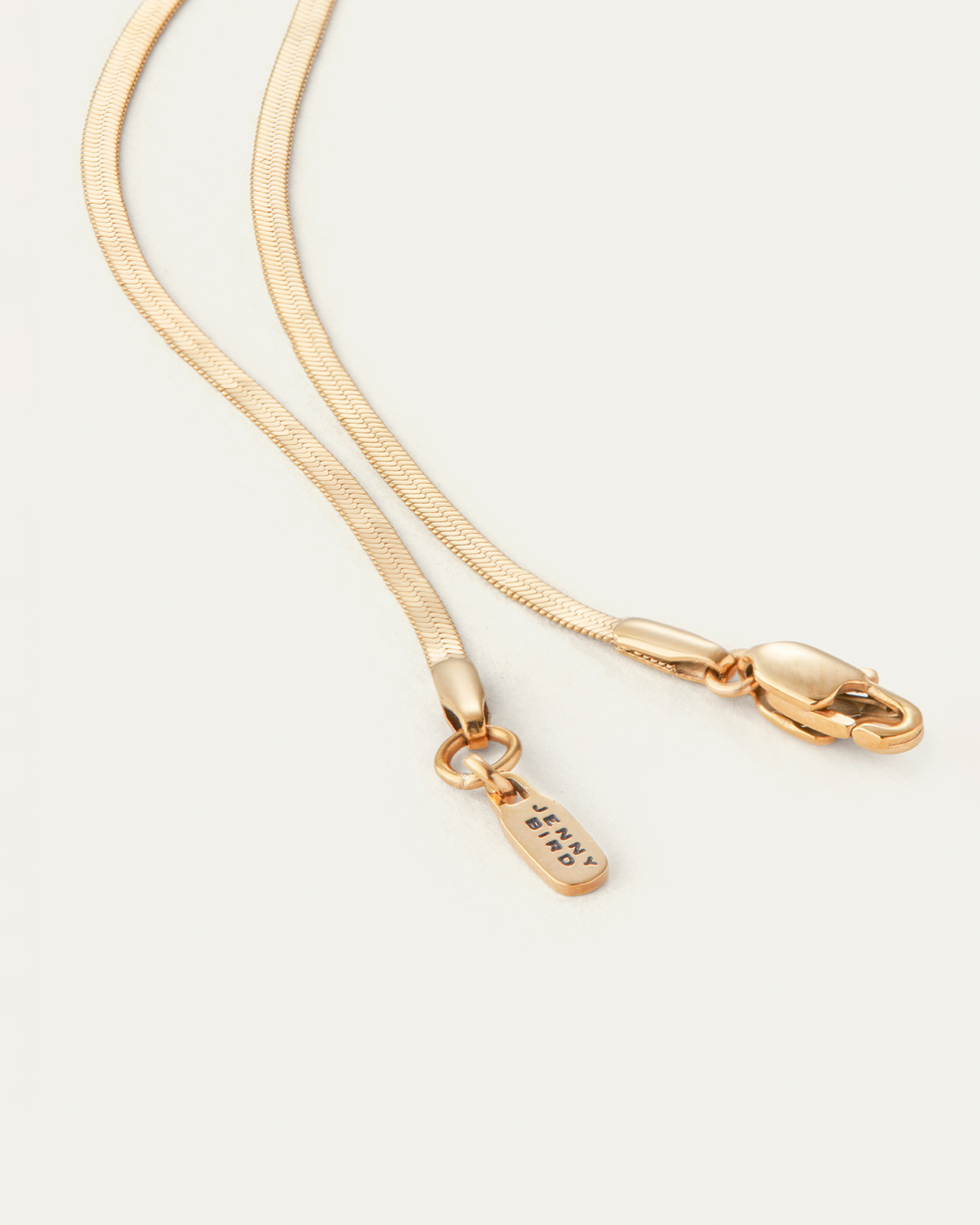 Zeina Slim Chain Gold