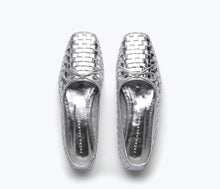 Load image into Gallery viewer, Jada - Silver Closed Woven Calf
