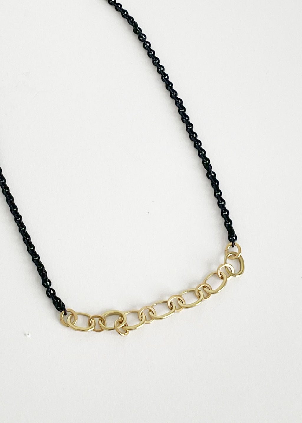 Small Ellipse Chain Link Collar Brass