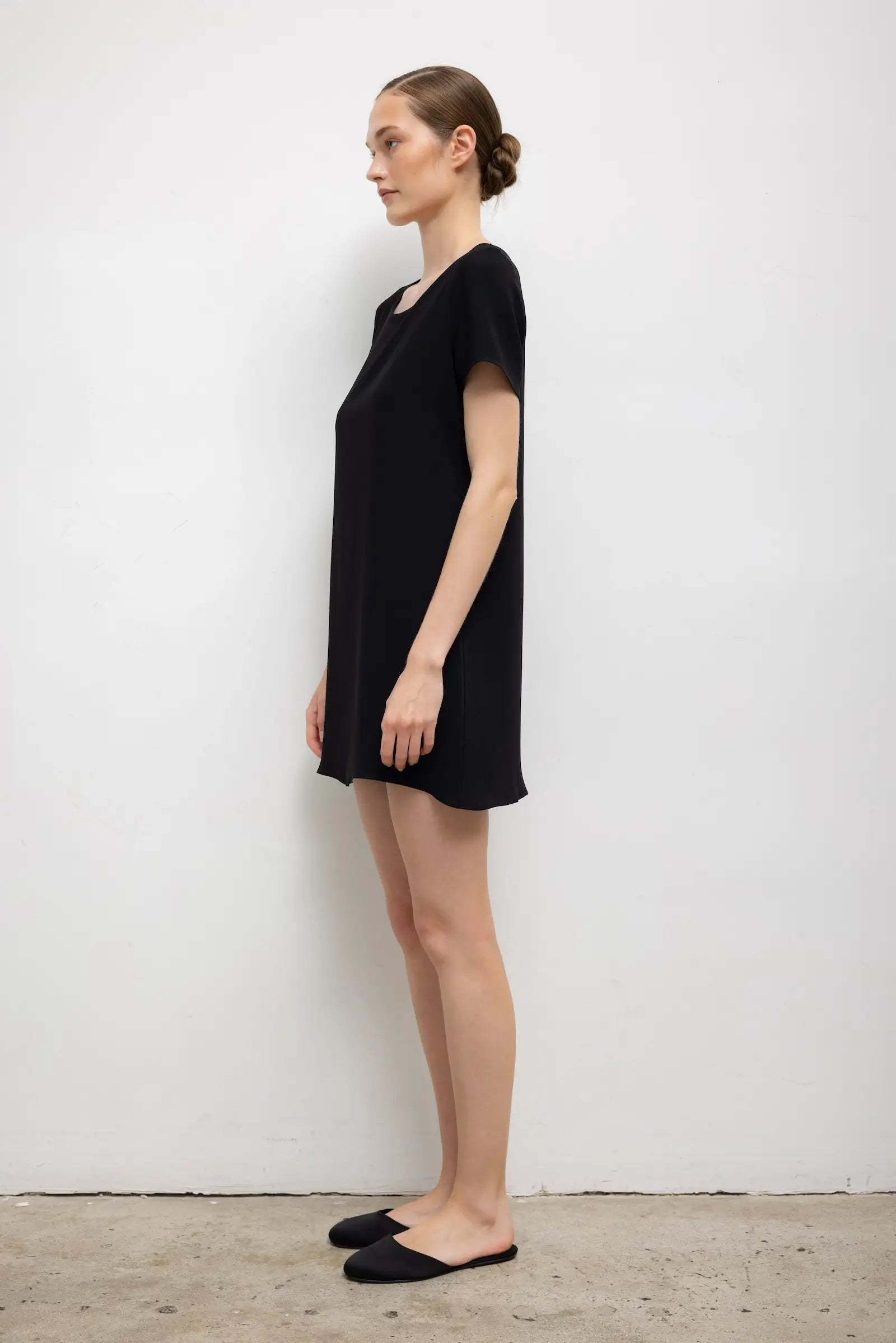 Ari Simple Dress
