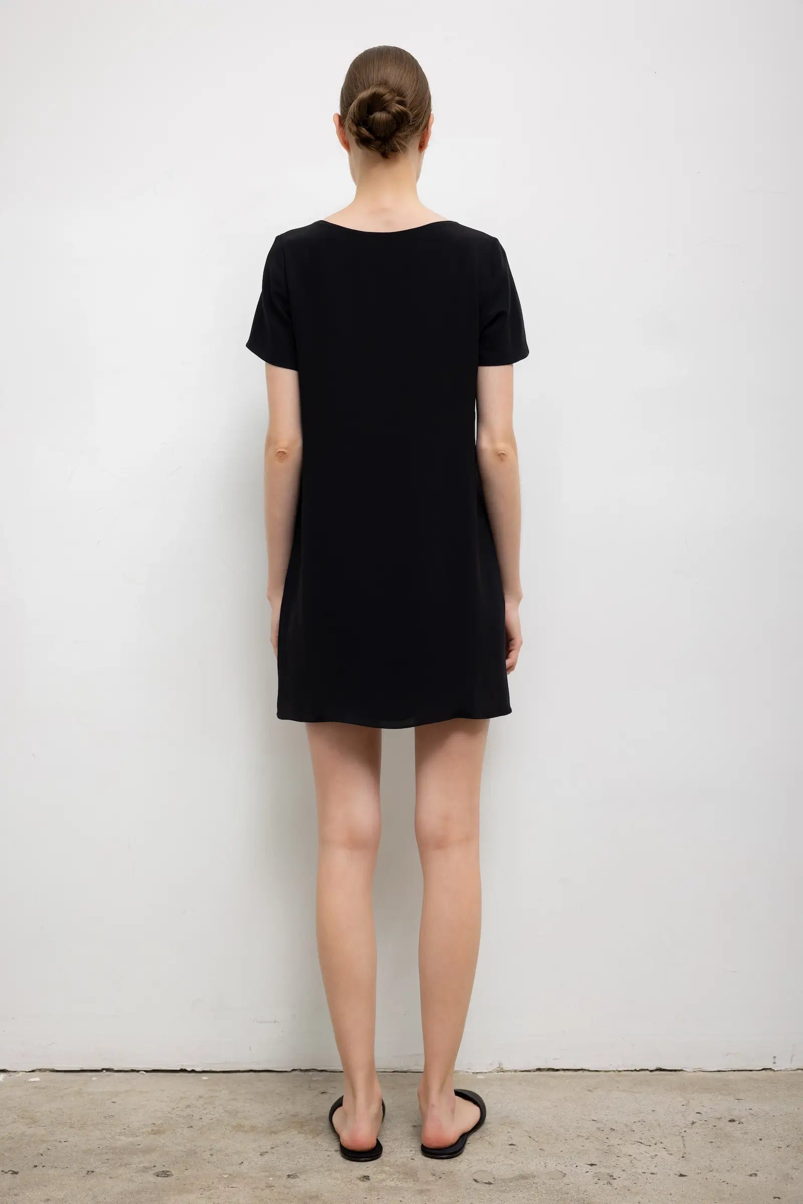 Ari Simple Dress