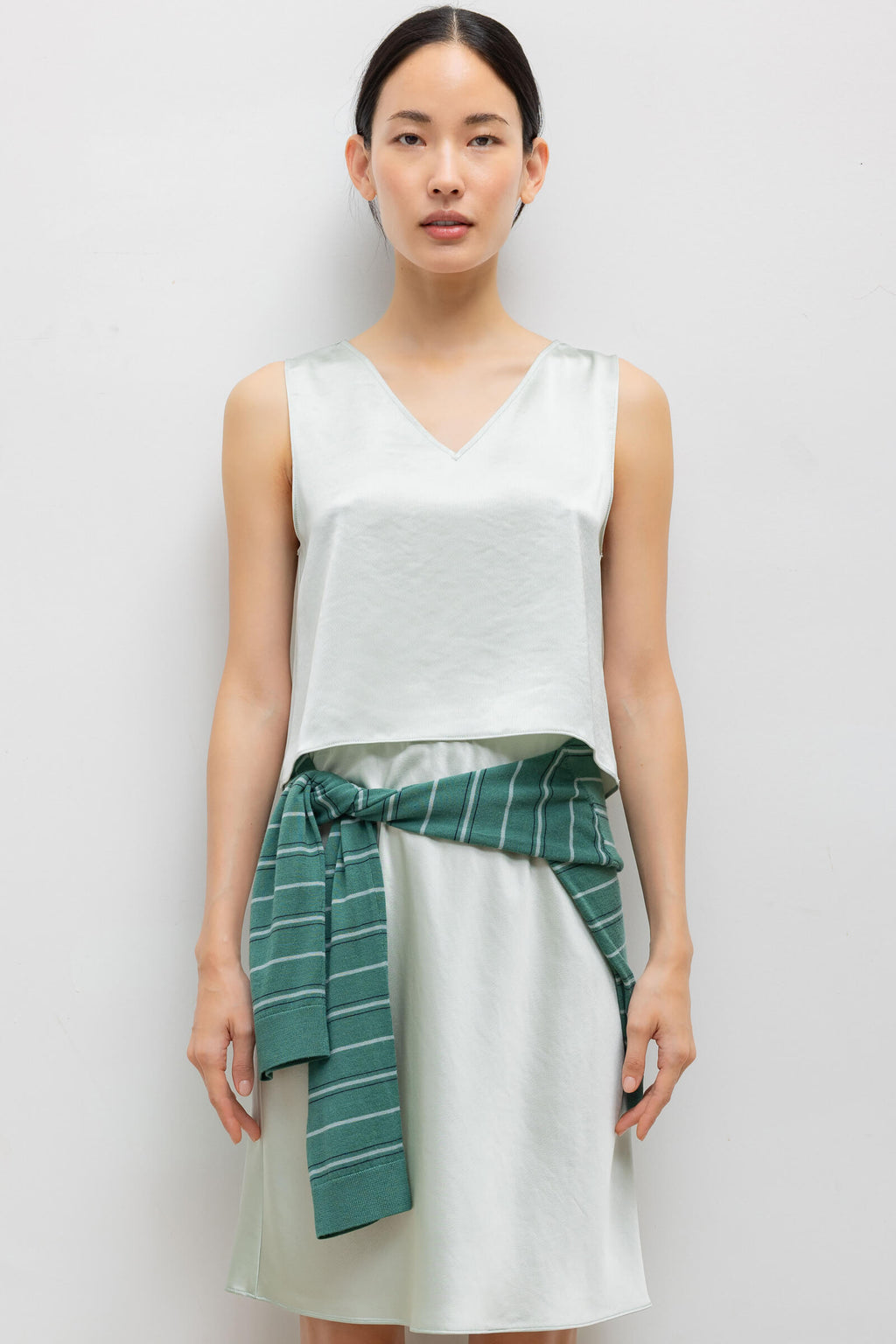 Barb V Neck Shell