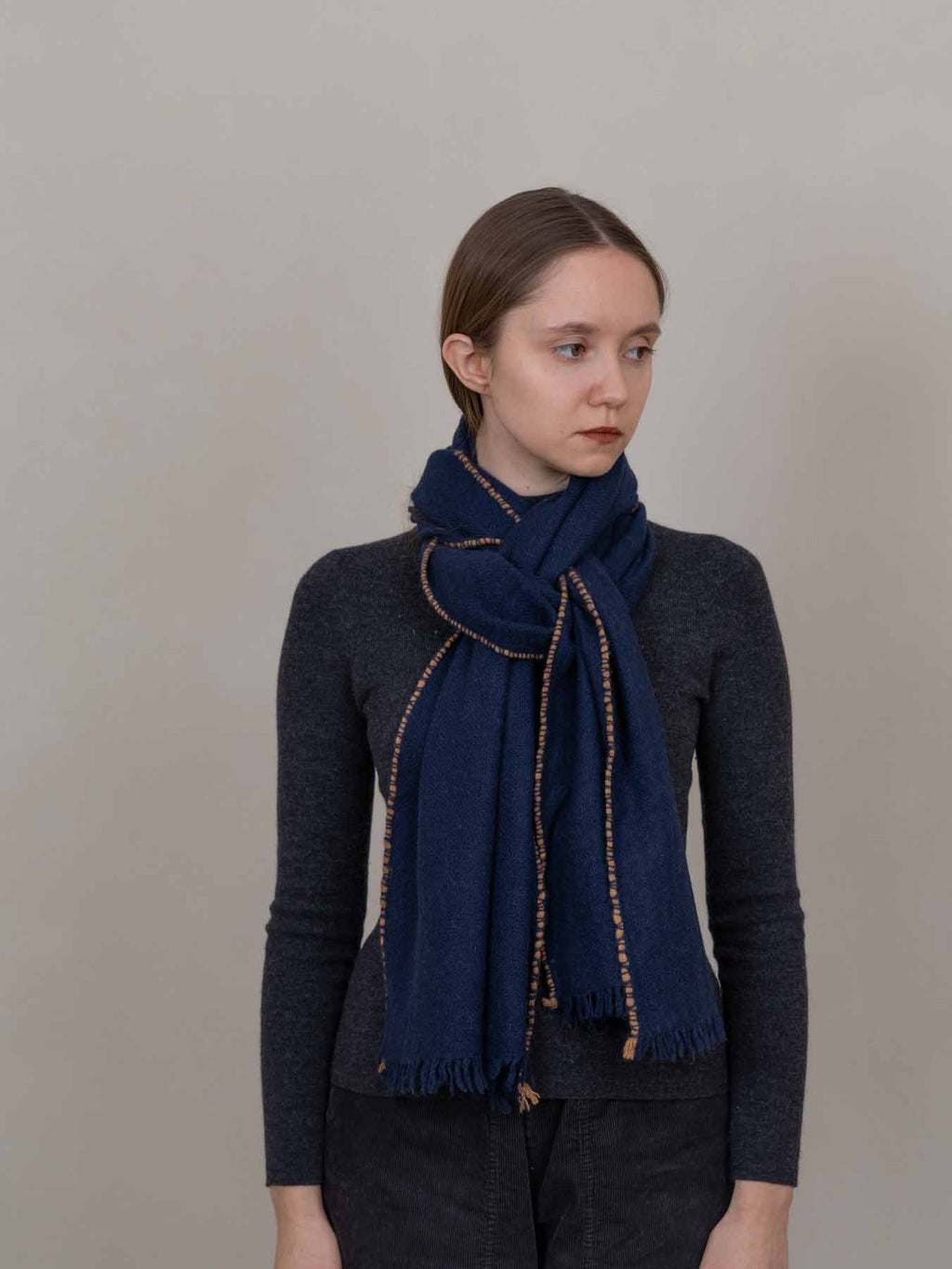 Cashmere Weaver Scarf Navy