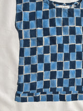 Load image into Gallery viewer, Monty Top in Sala Square Blockprint
