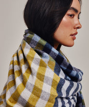 Load image into Gallery viewer, Quarter Check Scarf
