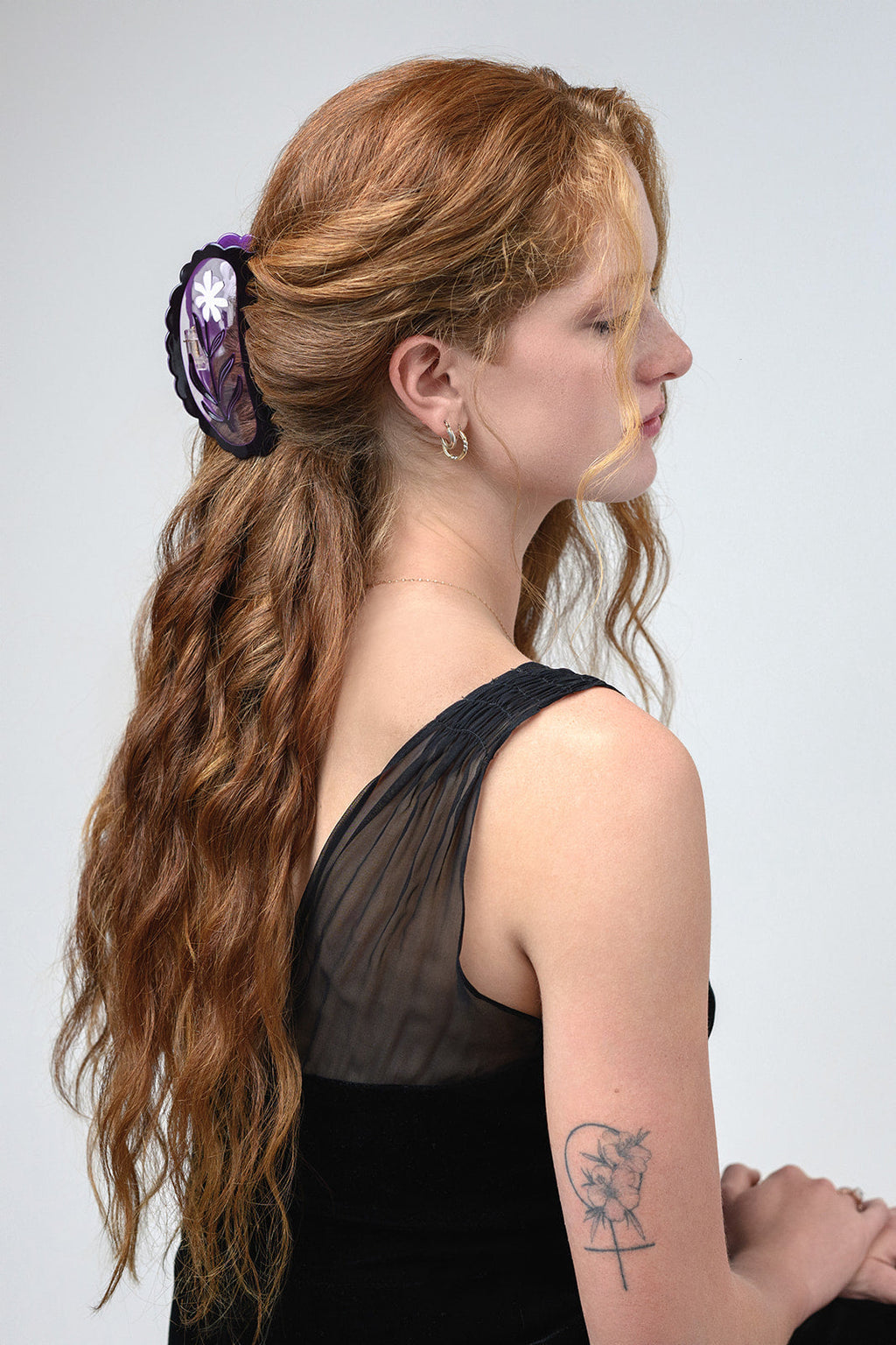 Asphodel Claw White Flower Clip