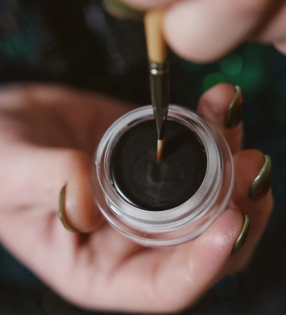 Eye Coal