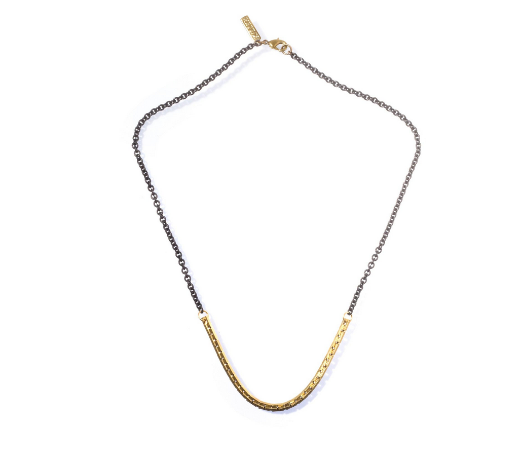 Short Boston Chain Link Necklace